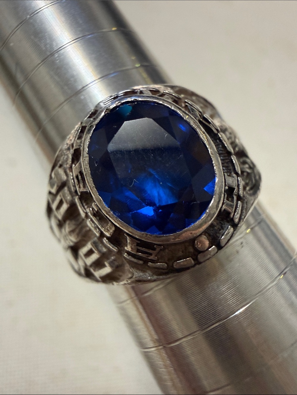 Sterling Silver Men's School Ring size 9.75 W/Deep Blue Oval Stone